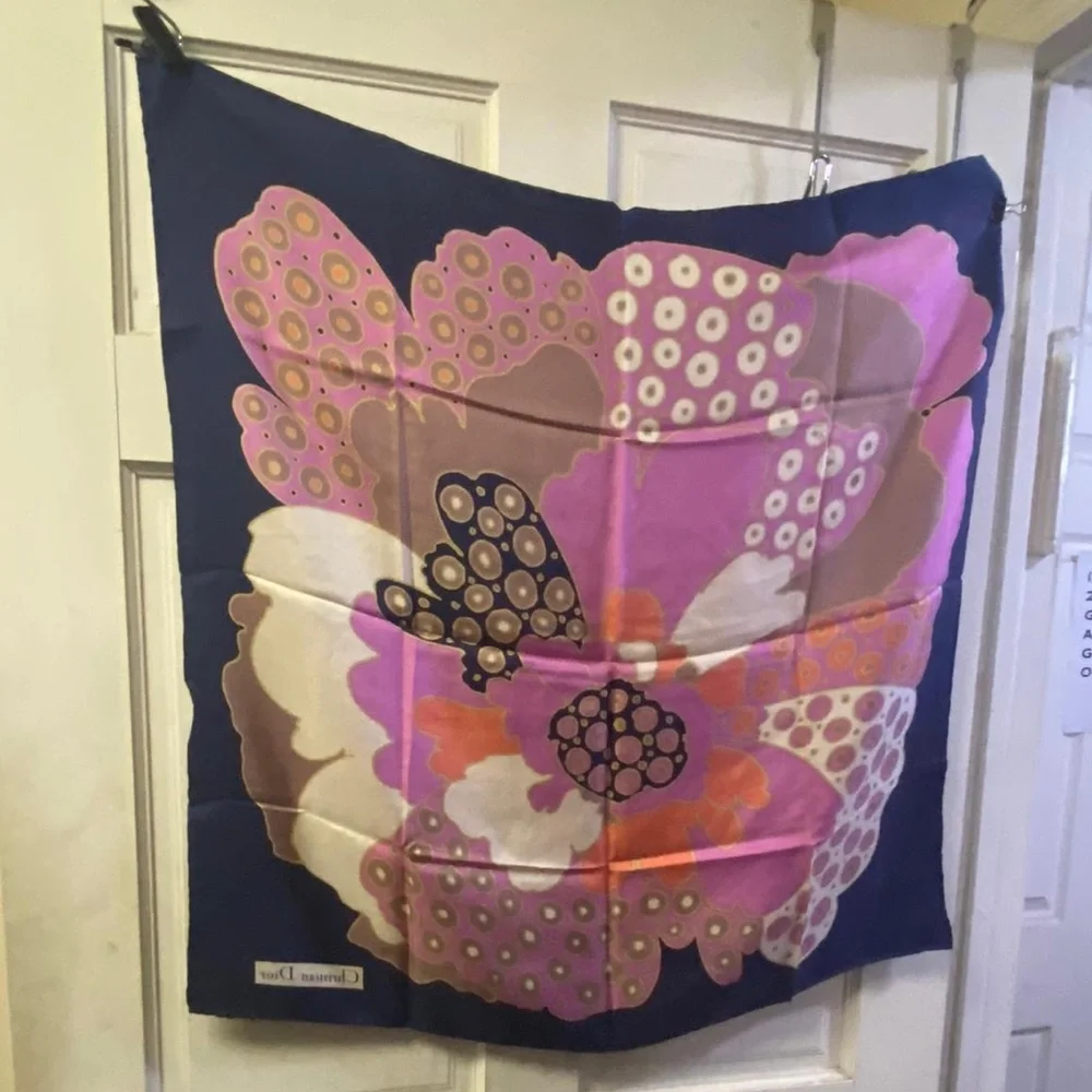Stunning Christian Dior‎ Vintage scarf silk